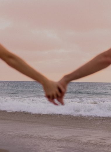 signs he is fighting his feelings for you