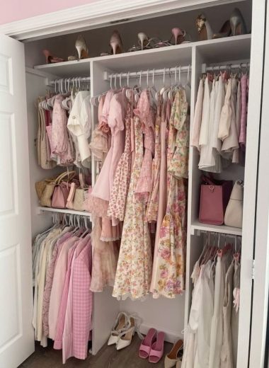 how to organize your closet