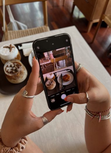 How to Stop Comparing Yourself to Everyone Online